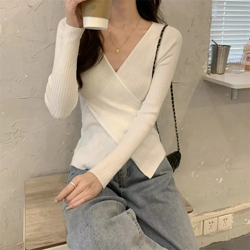 Aiertu Autumn Winter Knitwear Tops Fashion Female Long Sleeve Skinny Elastic Casual V-neck Knitted Shirts Women Pullover Sweaters