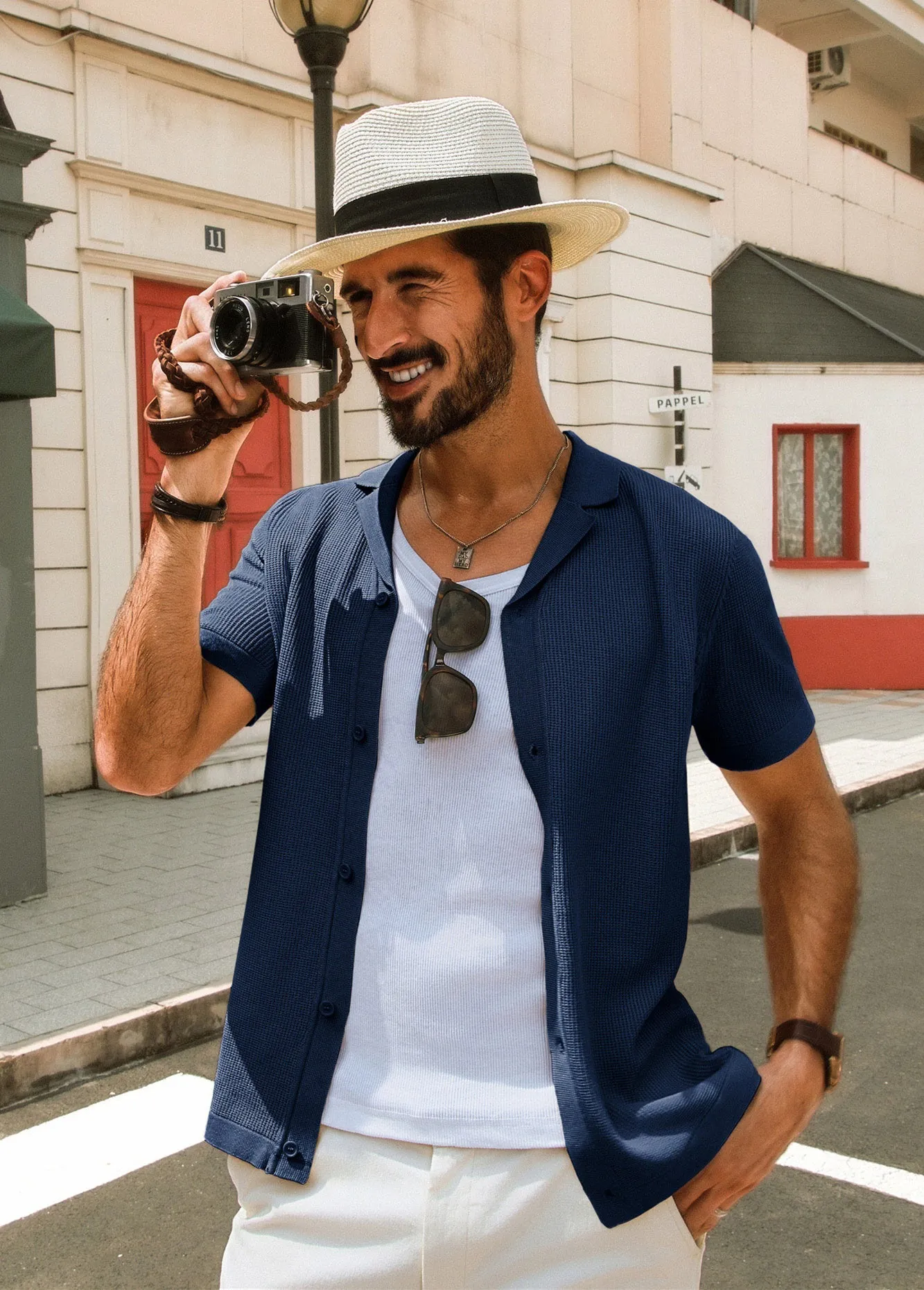 Men Textured Lapel Collar Cardigan Short Sleeve V-Neck Button-up Knitwear