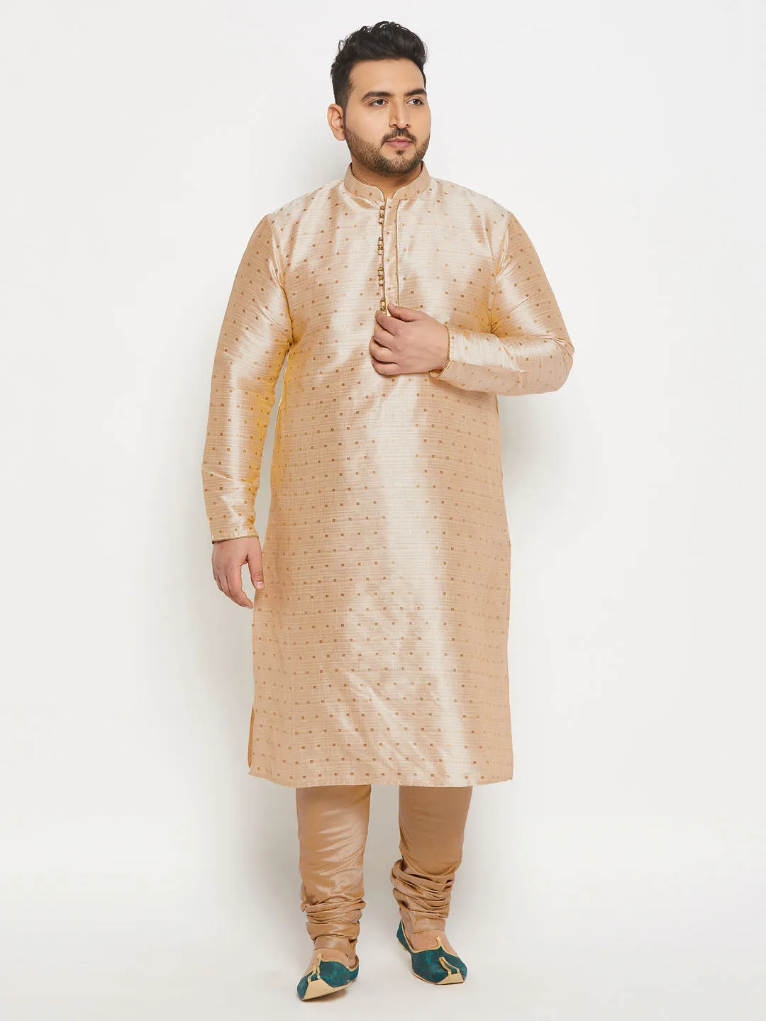 VASTRAMAY Gold Zari Weaved Silk Kurta